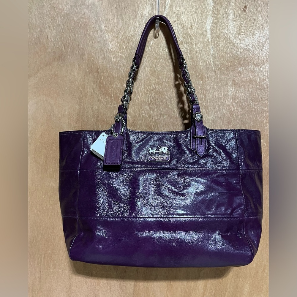 Coach- Tribeca Patent Leather EWTote #14123 SV/BY-NWT